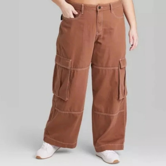 NWT Wild Fable Baggy Mid-Rise Wide Leg Cargo Utility Jeans in Light Brown, Sz 17 - Picture 1 of 13